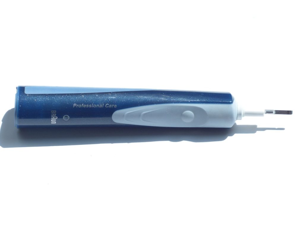 7 Reasons to Start Your Electric Toothbrush Business in 2023