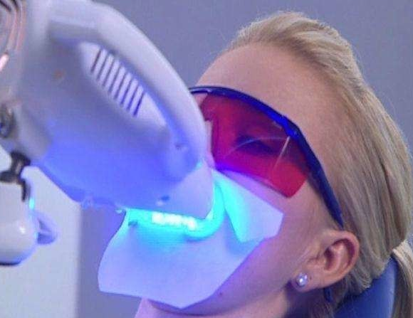 Why is There Such a Big Price Difference Between Teeth Whitening Kits on the Market?