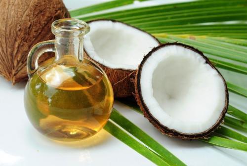 Does Coconut Oil teeth whitening? The Truth About Oil Pulling